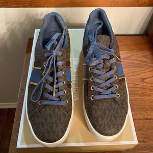 Micheal Kors sneakers